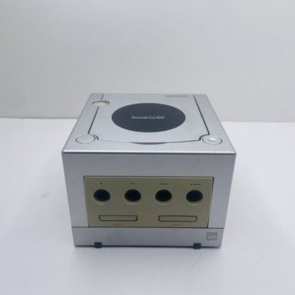 Silver Nintendo GameCube DOL-001 (Japanese Model) Console Only *READ